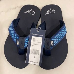 Vineyard Vines boys flip flops